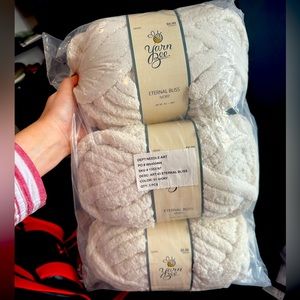 Yarn Bee 3 pack Ivory yarn